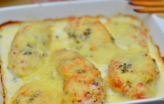 1. Этап. Куриное филе со сливками: Куриное филе со сливками готово. Приятного аппетита!