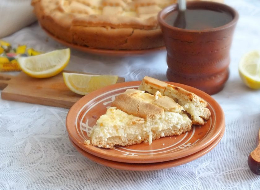 1. Этап. Пирог с творогом и сгущенкой: Приятного чаепития!