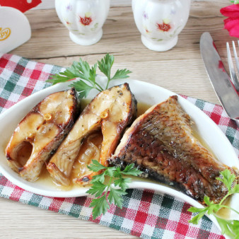 Карп в мёде в духовке