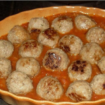 Тефтели с помидорами