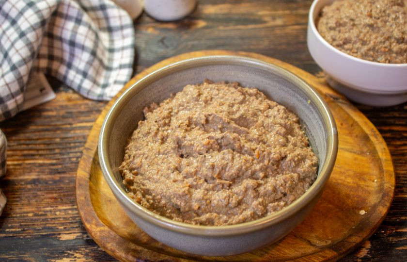 1. Этап. Паштет с инжиром: Переложите в подходящую посуду и остудите.