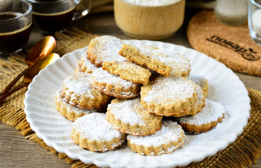 1. Этап. Печенье Нескафе: Готовое печенье подавайте к столу, присыпав сахарной пудрой. Приятного вам чаепития!