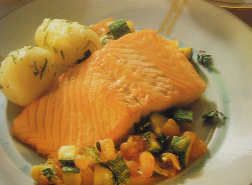 1. Этап. Лосось на сковороде: 5. Вот и все! Лосось готов! Угощайтесь!