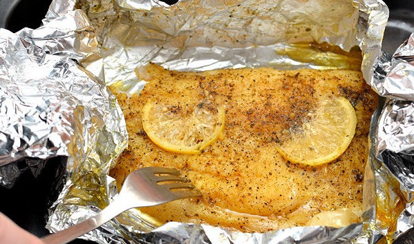 1. Этап. Минтай в духовке: 10. Готовый минтай в духовке будет мягким и сочным. Приятного аппетита!