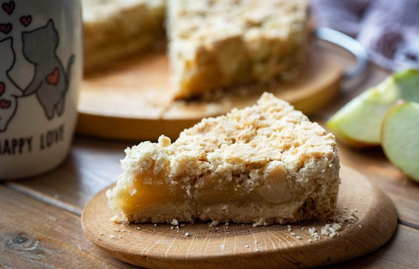 1. Этап. Насыпной пирог с яблоками без манки: Приятного аппетита!