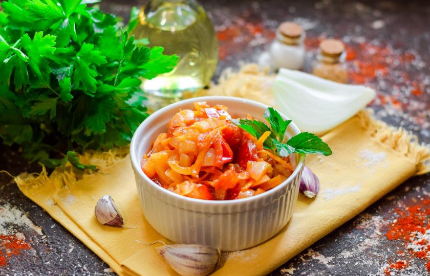 1. Этап. Салат Украинский на зиму: Приятного аппетита!