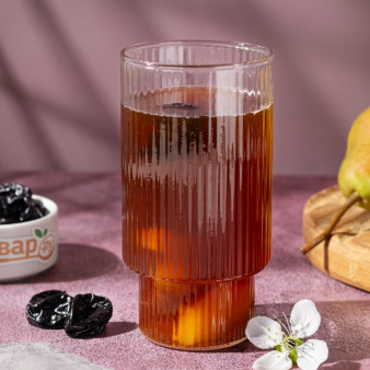 Компот с грушей и черносливом