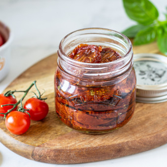 Вяленые томаты в масле