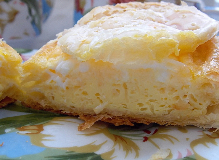 1. Этап. Яйца, запеченные с сыром: Приятного аппетита!