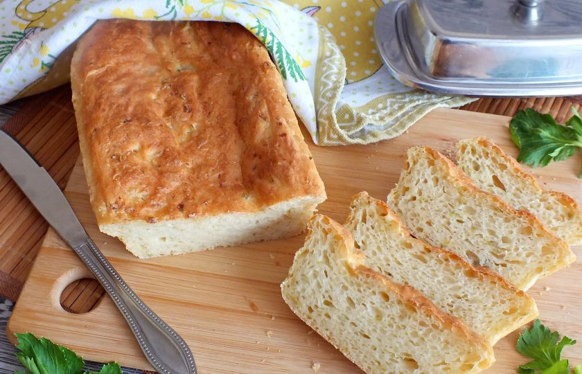 1. Этап. Хлеб с сельдереем: Приятного аппетита!