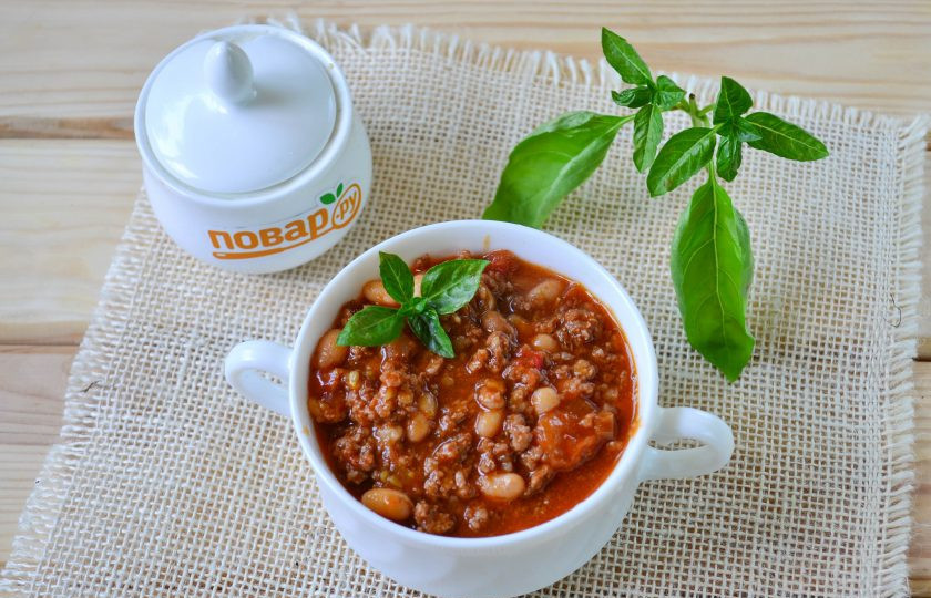 1. Этап. Жаркое из говяжьего фарша, помидоров и фасоли: Приятного аппетита!