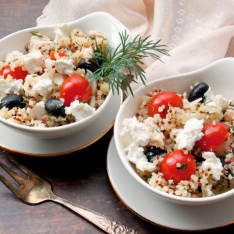 Салат с киноа и курицей