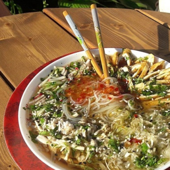 Кукси-корейский холодный суп