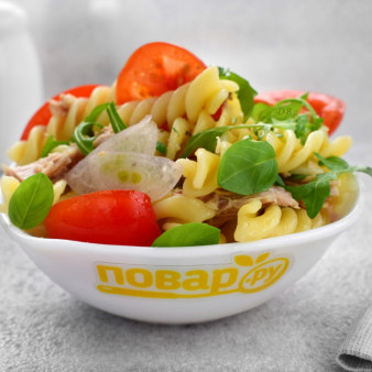 Паста-салат с консервированным тунцом