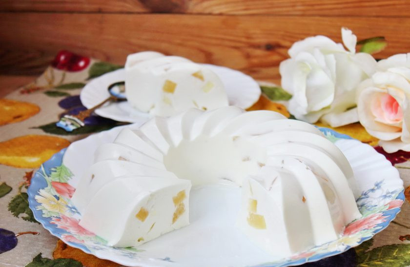 1. Этап. Творожный десерт Старая Рига: Надеюсь, этот десерт понравится вам и вашим близким.