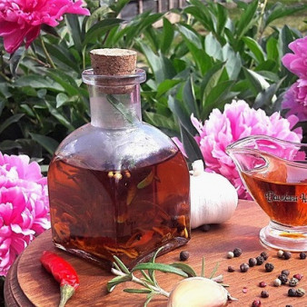 Заправка из оливкового масла со специями