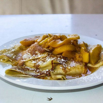 Succotash's Gingered Peach Syrup