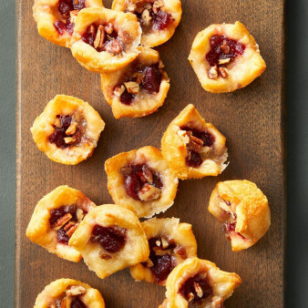 Cranberry Brie Bites