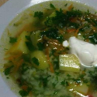 Вегетарианский рассольник с рисом