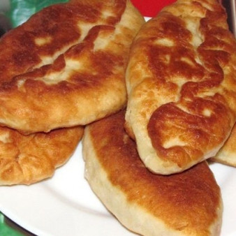 Ленивые пирожки с луком и яйцом