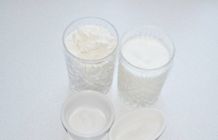 1. Этап. Хычины на кефире: Первым делом нужно приготовить тесто.