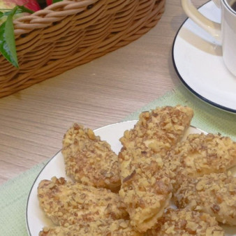 Печенье с джемом и орехами