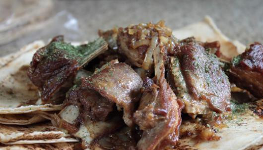 1. Этап. Тушеные бараньи ребрышки: 3. Тушим 30- 40 минут, и можно подавать с любым гарниром или с лавашом! Приятного аппетита!