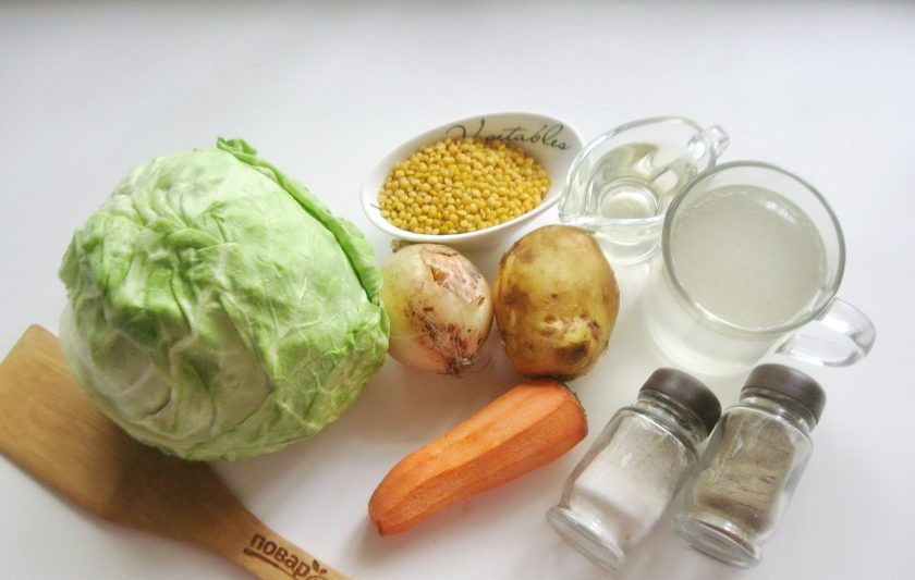 1. Этап. Суп с чечевицей и капустой: Возьмите ингредиенты для приготовления супа.