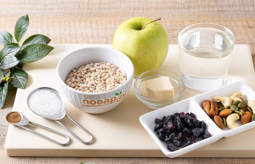 1. Этап. Сладкая перловая каша: Подготовьте все ингредиенты.