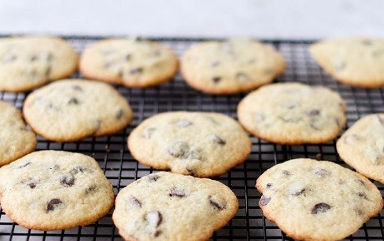 1. Этап. Печенье Изабелла: 7. Если передержать, печенье будет слишком сухим. Остудите его немного — и можно подавать к чаю. Приятного аппетита!