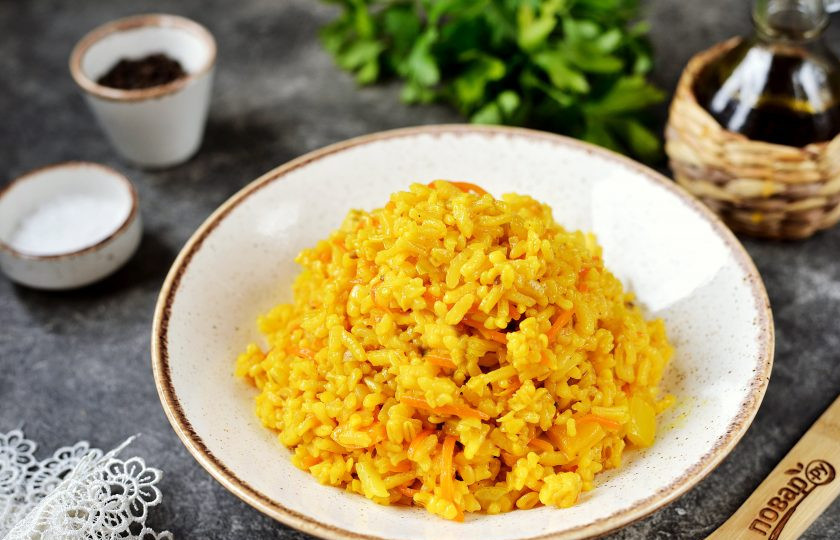 1. Этап. Каша из риса и булгура 1000 и одна ночь: Готовую кашу разложите по тарелкам и подавайте к столу. Очень вкусно, ароматно и сытно! Приятного аппетита!