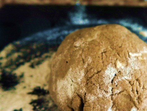 1. Этап. Ржаник сырно-кабачковый для диабетиков: Из вышеперечисленных ингредиентов замесить тесто любым привычным вам способом. Я использую хлебопечку. Если дрожжи у вас 