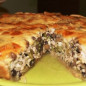 Лоранский пирог с курицей, грибами и брокколи
