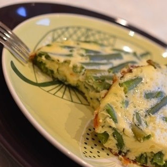 Омлет со спаржевой фасолью