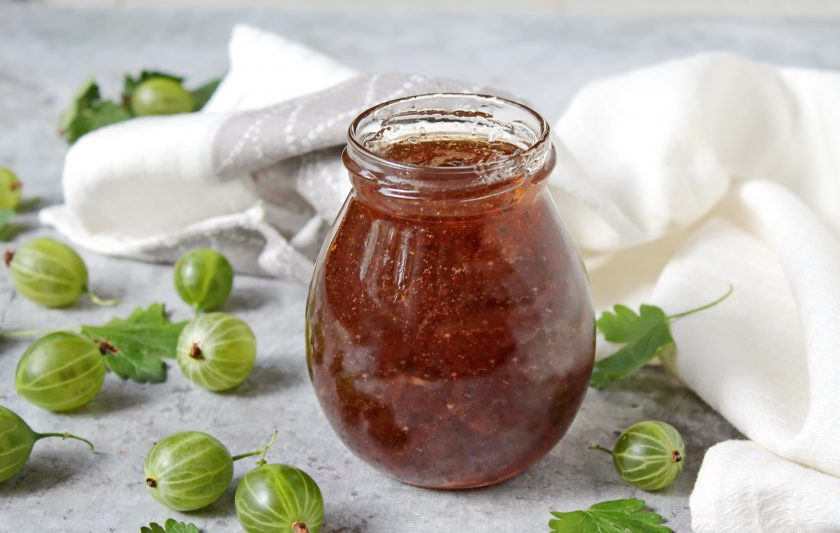 1. Этап. Варенье из крыжовника с имбирем: Хороших заготовок!