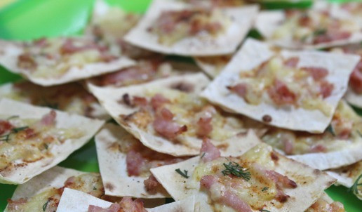 1. Этап. Закуска Хрустяшки: Сразу чуть присыпала свежим укропом.