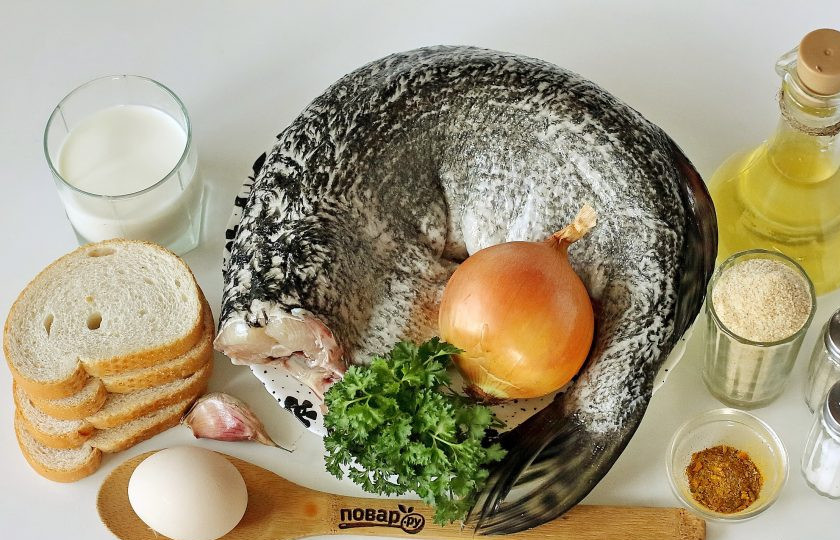 1. Этап. Рыбные котлеты в панировке: Подготовьте все ингредиенты.