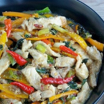 Свинина жареная с болгарским перцем