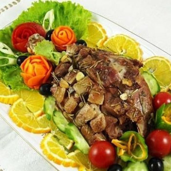 Лопатка баранины в духовке