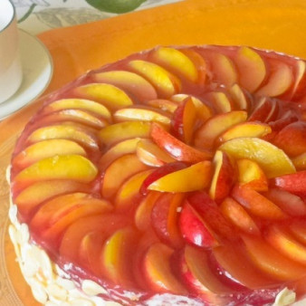 Творожный торт с нектаринами