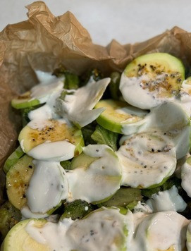 1. Этап. Ленивый ужин из филе минтая: И смазать натуральным йогуртом