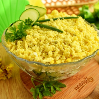 Салат Нежность с курицей и черносливом