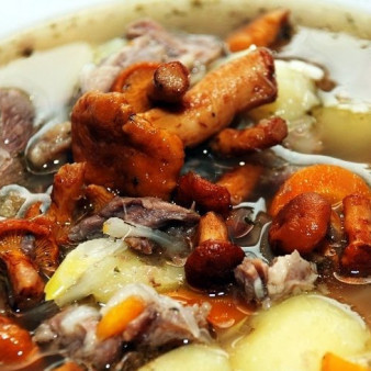 Суп из свежих лисичек