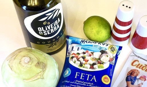 1. Этап. Салат из кольраби и феты: Приготовить ингредиенты. Я готовила заправку с соком лайма, можно использовать лимон.