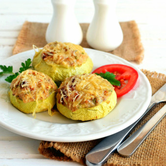 Патиссоны, фаршированные тунцом и творогом