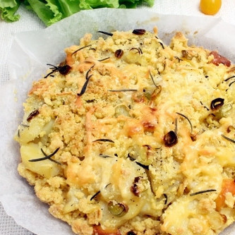 Пирог из песочного теста с картошкой