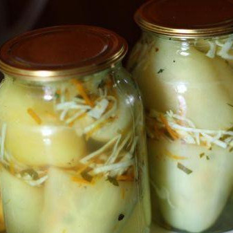 Перец, фаршированный капустой на зиму