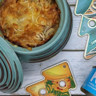 Запеканка картофельная с тунцом и солеными огурчиками