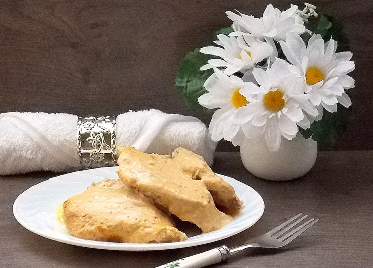 1. Этап. Свиная вырезка рассольная: Подавайте с любым гарниром.