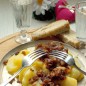 Картофель с горячим соусом из бекона Картофель с горячим соусом из бекона